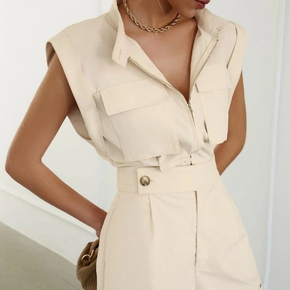 chic classy zipper front romper - Picture 3 of 9